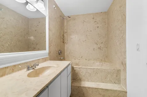 7 Crossing Circle Boynton Beach FL 33435
