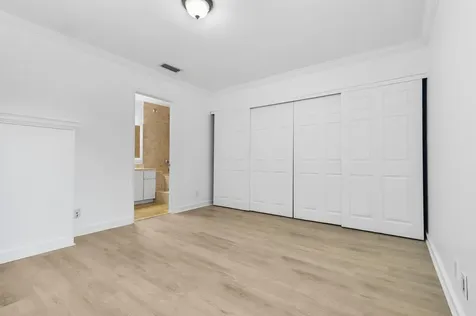 7 Crossing Circle Boynton Beach FL 33435
