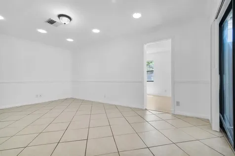 7 Crossing Circle Boynton Beach FL 33435