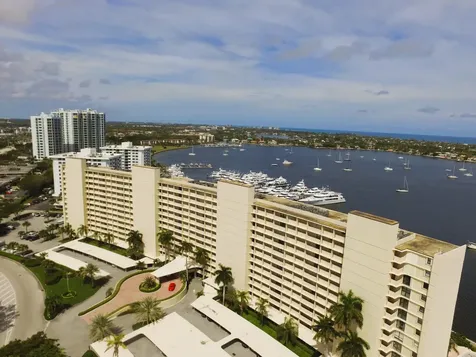 132 Lakeshore Drive North Palm Beach FL 33408