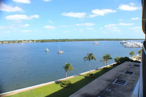 132 Lakeshore Drive North Palm Beach FL 33408