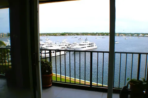 132 Lakeshore Drive North Palm Beach FL 33408