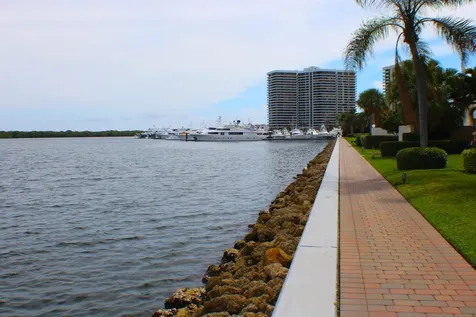 132 Lakeshore Drive North Palm Beach FL 33408