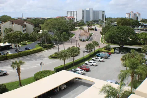 132 Lakeshore Drive North Palm Beach FL 33408