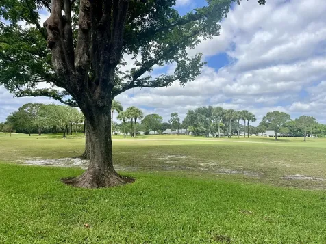 13 Westgate Lane Boynton Beach FL 33436