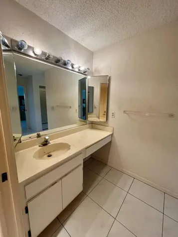 13 Westgate Lane Boynton Beach FL 33436