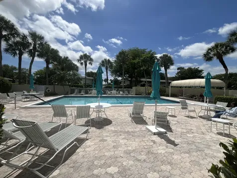 13 Westgate Lane Boynton Beach FL 33436