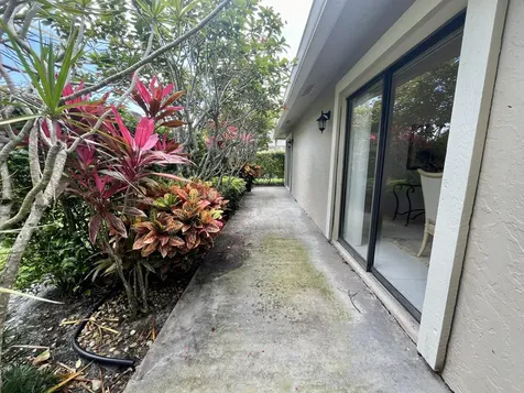 13 Westgate Lane Boynton Beach FL 33436