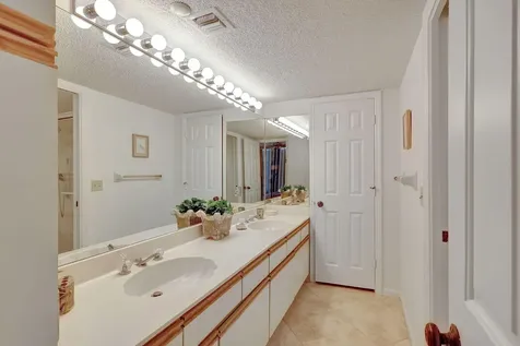 5055 N Highway A1a Hutchinson Island FL 34949