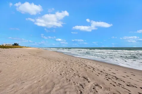 5055 N Highway A1a Hutchinson Island FL 34949