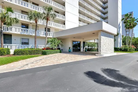 5055 N Highway A1a Hutchinson Island FL 34949
