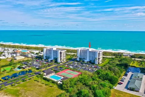 5055 N Highway A1a Hutchinson Island FL 34949
