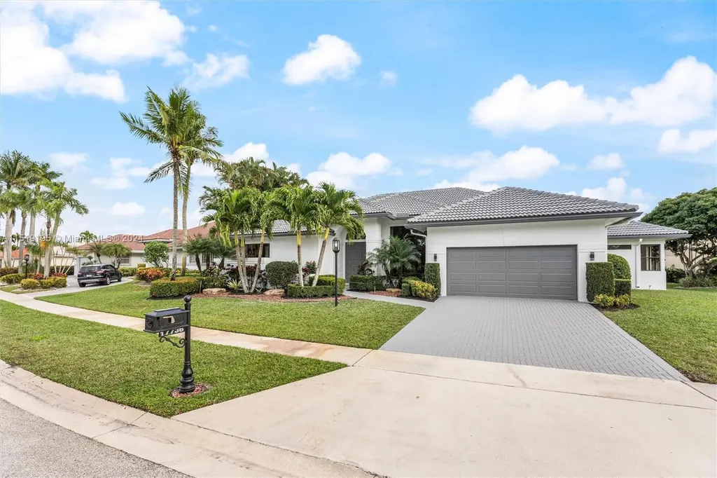 17736 Charnwood Drive Boca Raton FL 33498