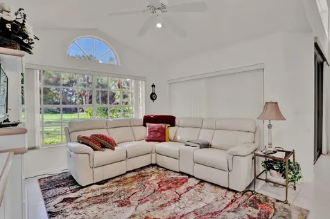 6106 Greenspointe Drive Boynton Beach FL 33437