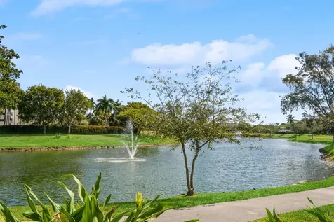5305 Buckhead Circle Boca Raton FL 33486