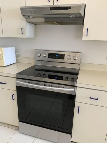 202 Wedgewood Circle Greenacres FL 33463