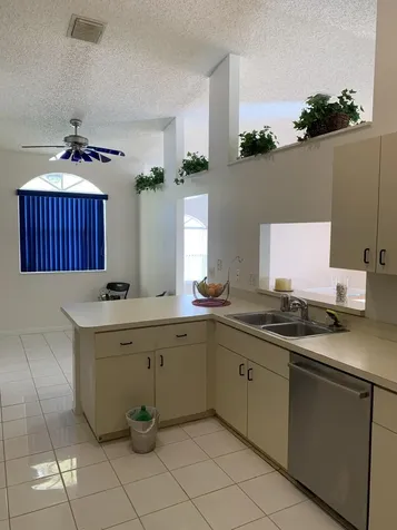 202 Wedgewood Circle Greenacres FL 33463
