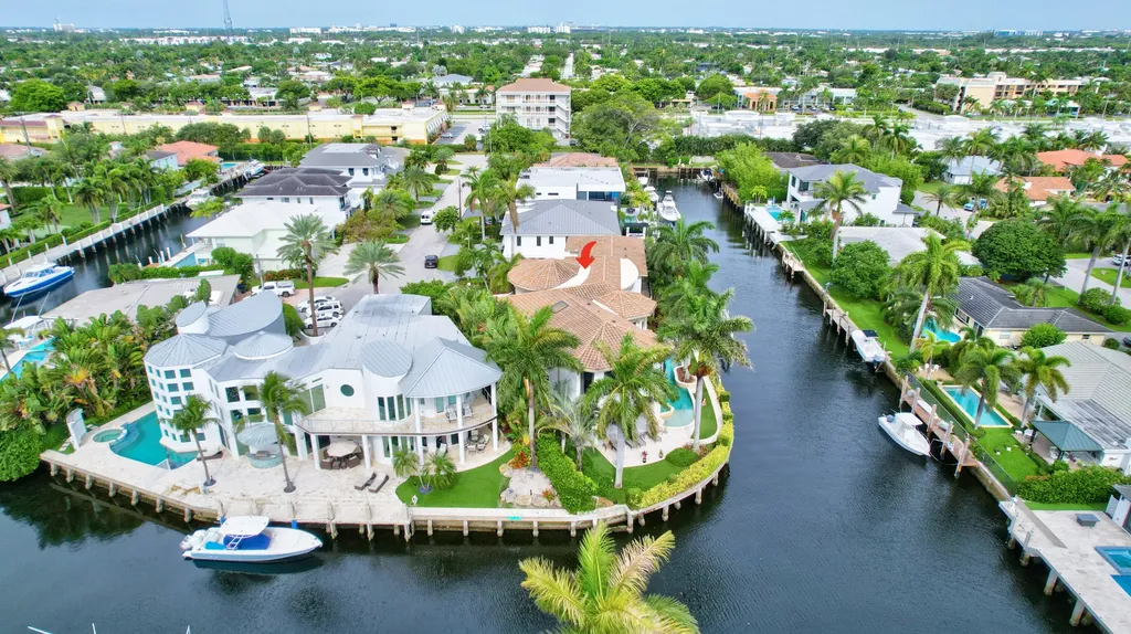 721 Ne Lakeview Terrace Boca Raton FL 33431