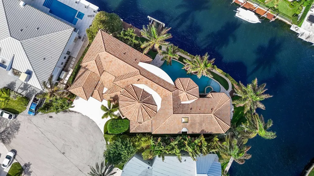 721 Ne Lakeview Terrace Boca Raton FL 33431