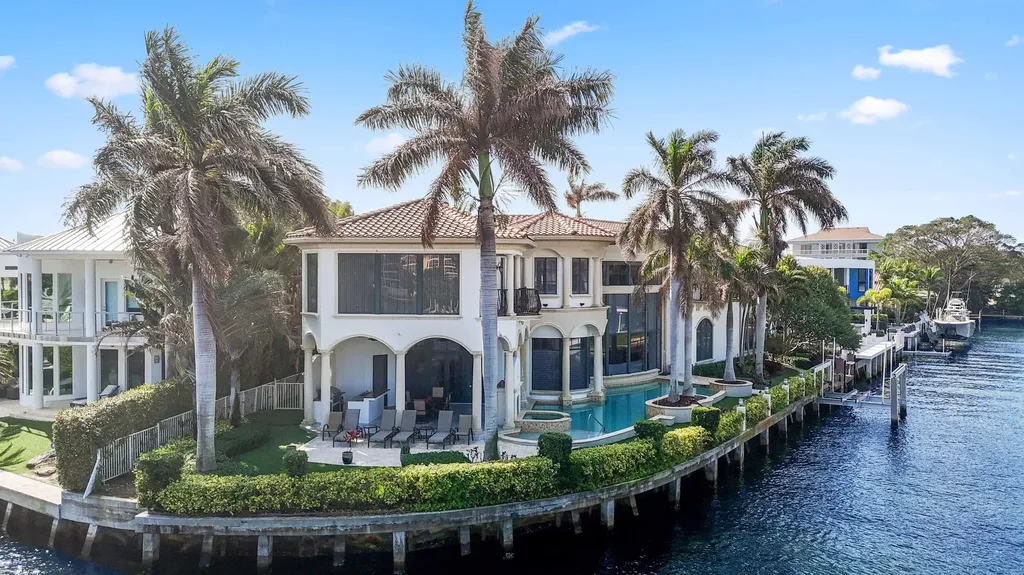 721 Ne Lakeview Terrace Boca Raton FL 33431