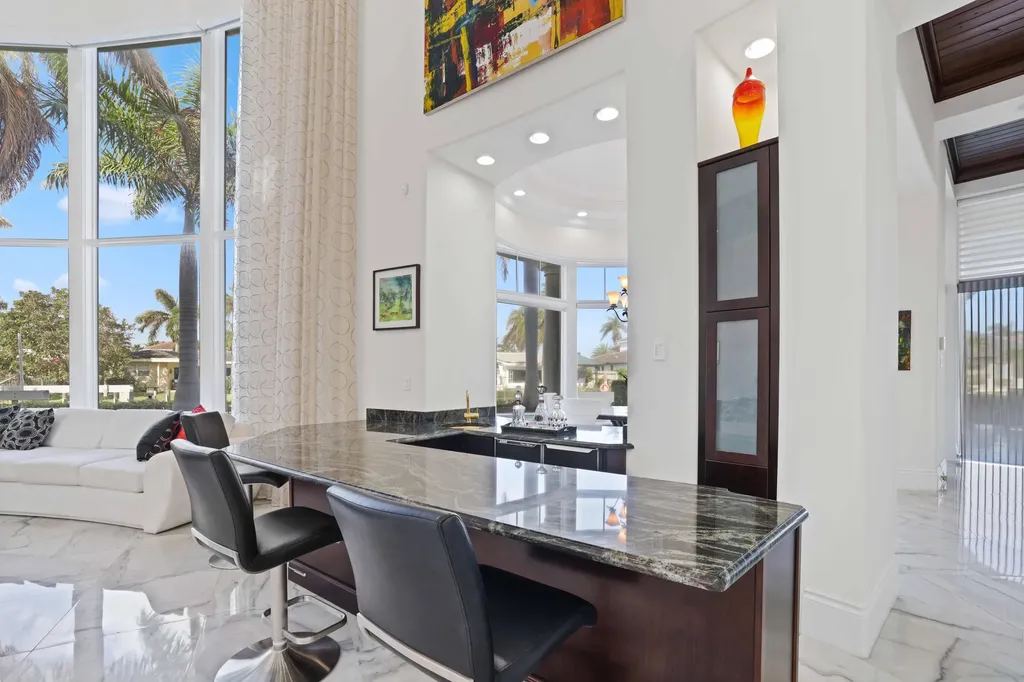 721 Ne Lakeview Terrace Boca Raton FL 33431