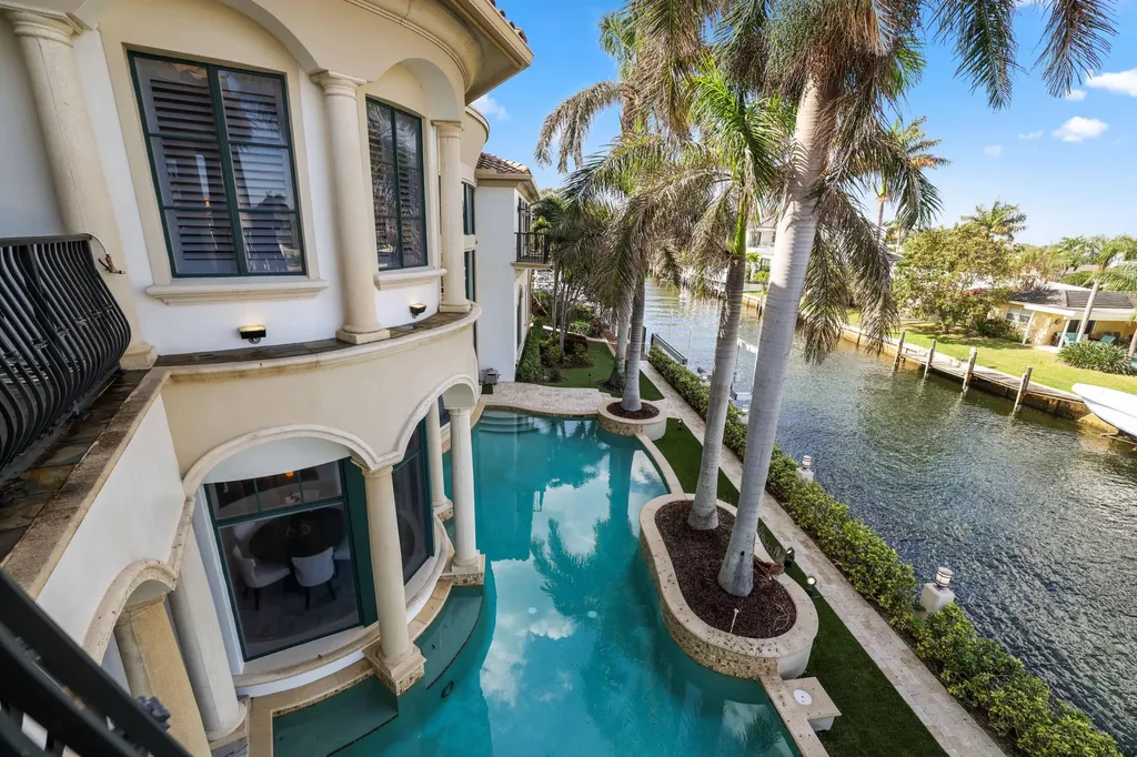 721 Ne Lakeview Terrace Boca Raton FL 33431