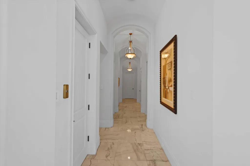 721 Ne Lakeview Terrace Boca Raton FL 33431