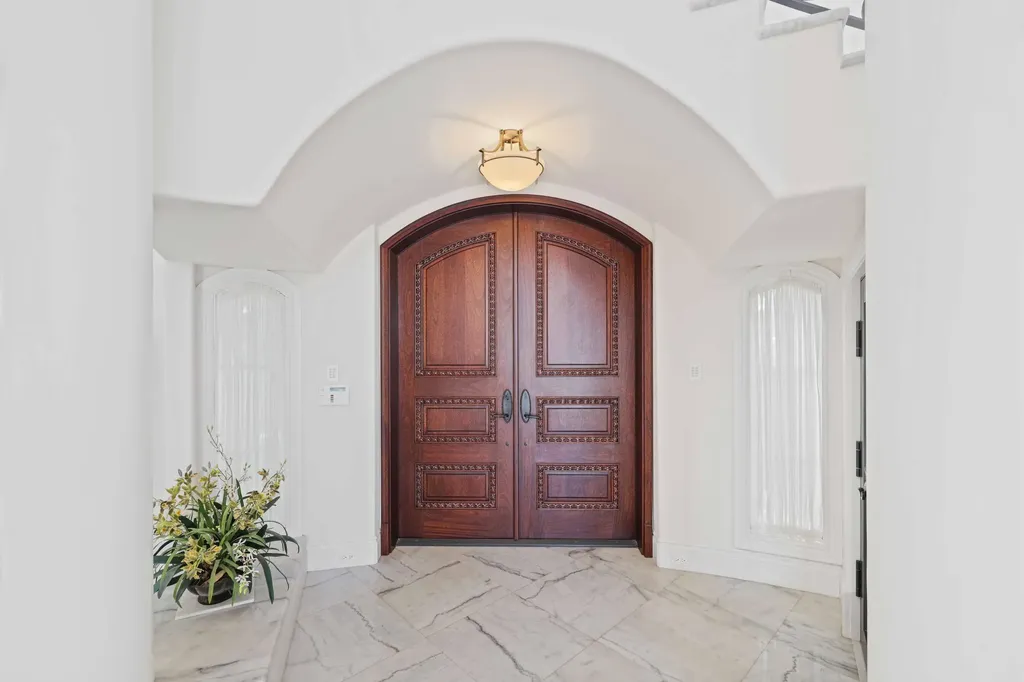 721 Ne Lakeview Terrace Boca Raton FL 33431