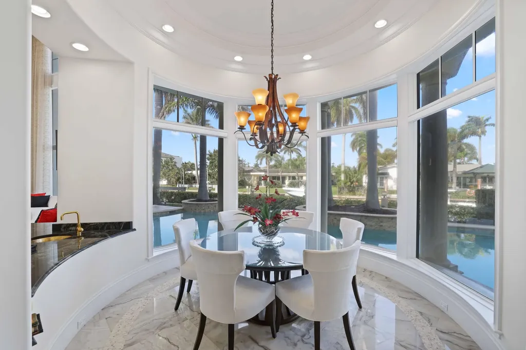 721 Ne Lakeview Terrace Boca Raton FL 33431