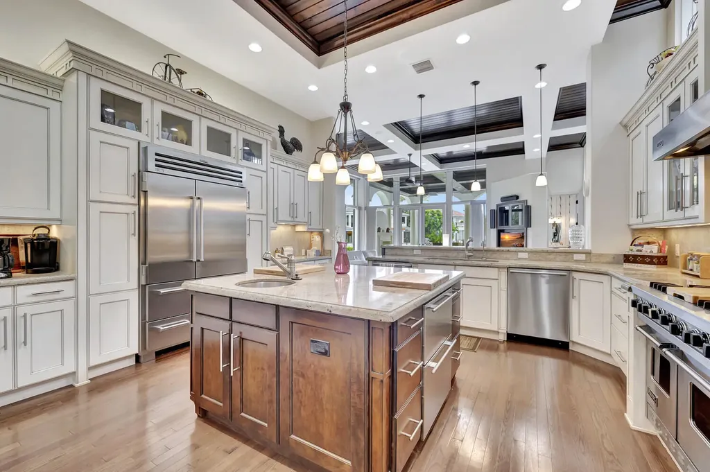 721 Ne Lakeview Terrace Boca Raton FL 33431