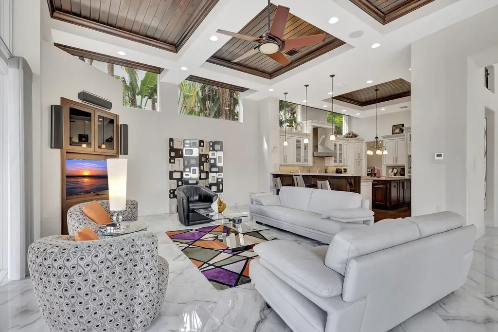 721 Ne Lakeview Terrace Boca Raton FL 33431