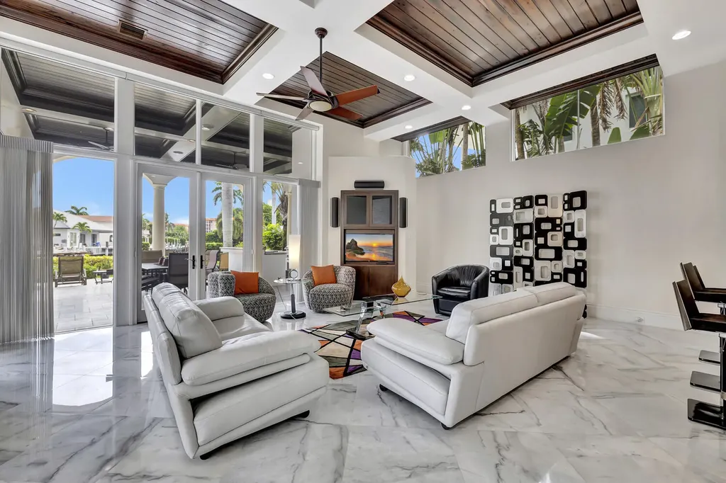 721 Ne Lakeview Terrace Boca Raton FL 33431