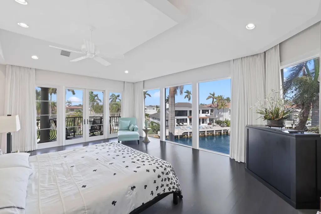 721 Ne Lakeview Terrace Boca Raton FL 33431