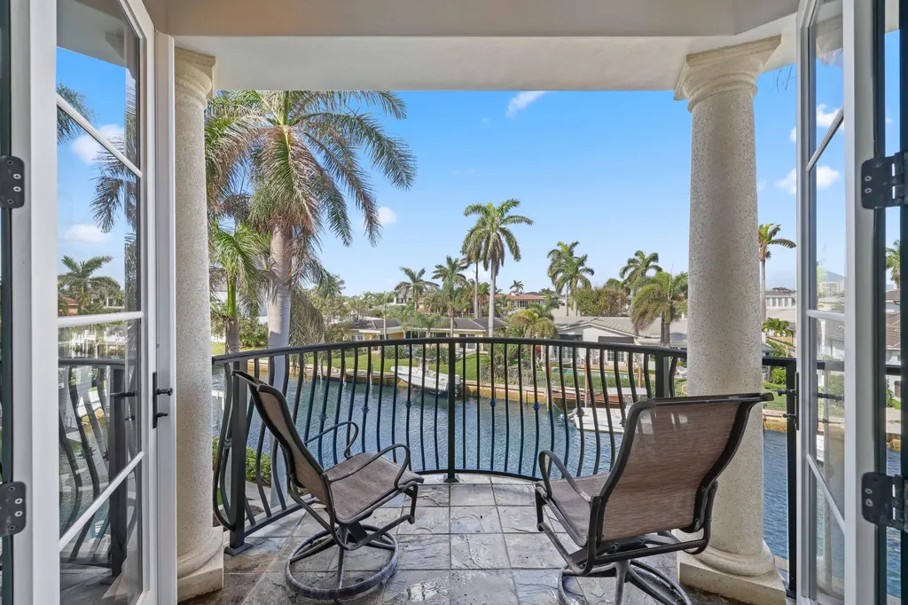 721 Ne Lakeview Terrace Boca Raton FL 33431