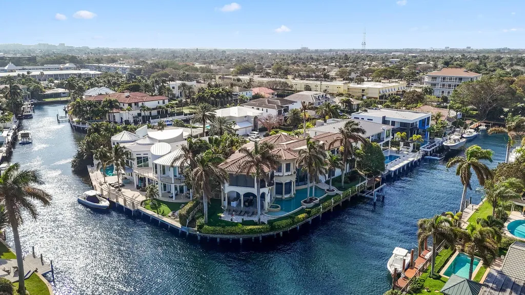 721 Ne Lakeview Terrace Boca Raton FL 33431