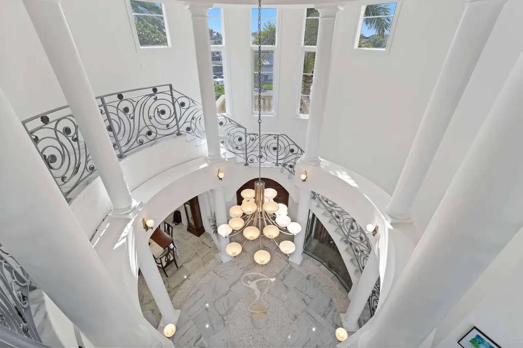 721 Ne Lakeview Terrace Boca Raton FL 33431