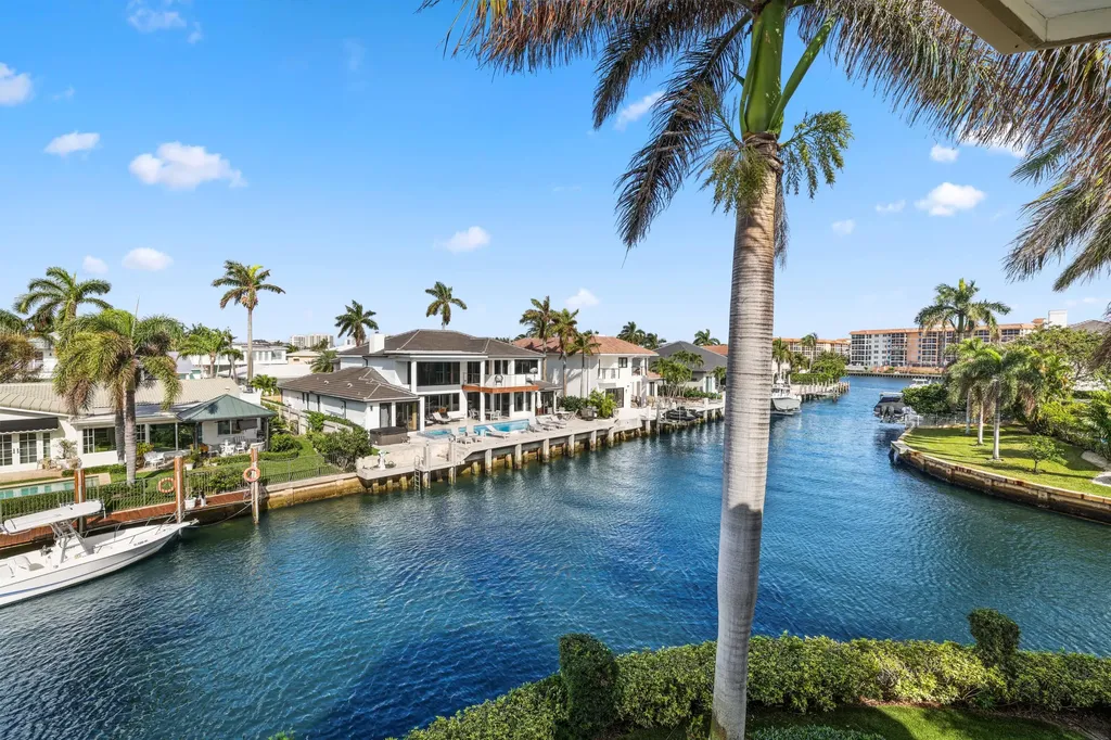 721 Ne Lakeview Terrace Boca Raton FL 33431