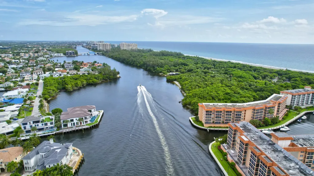 721 Ne Lakeview Terrace Boca Raton FL 33431