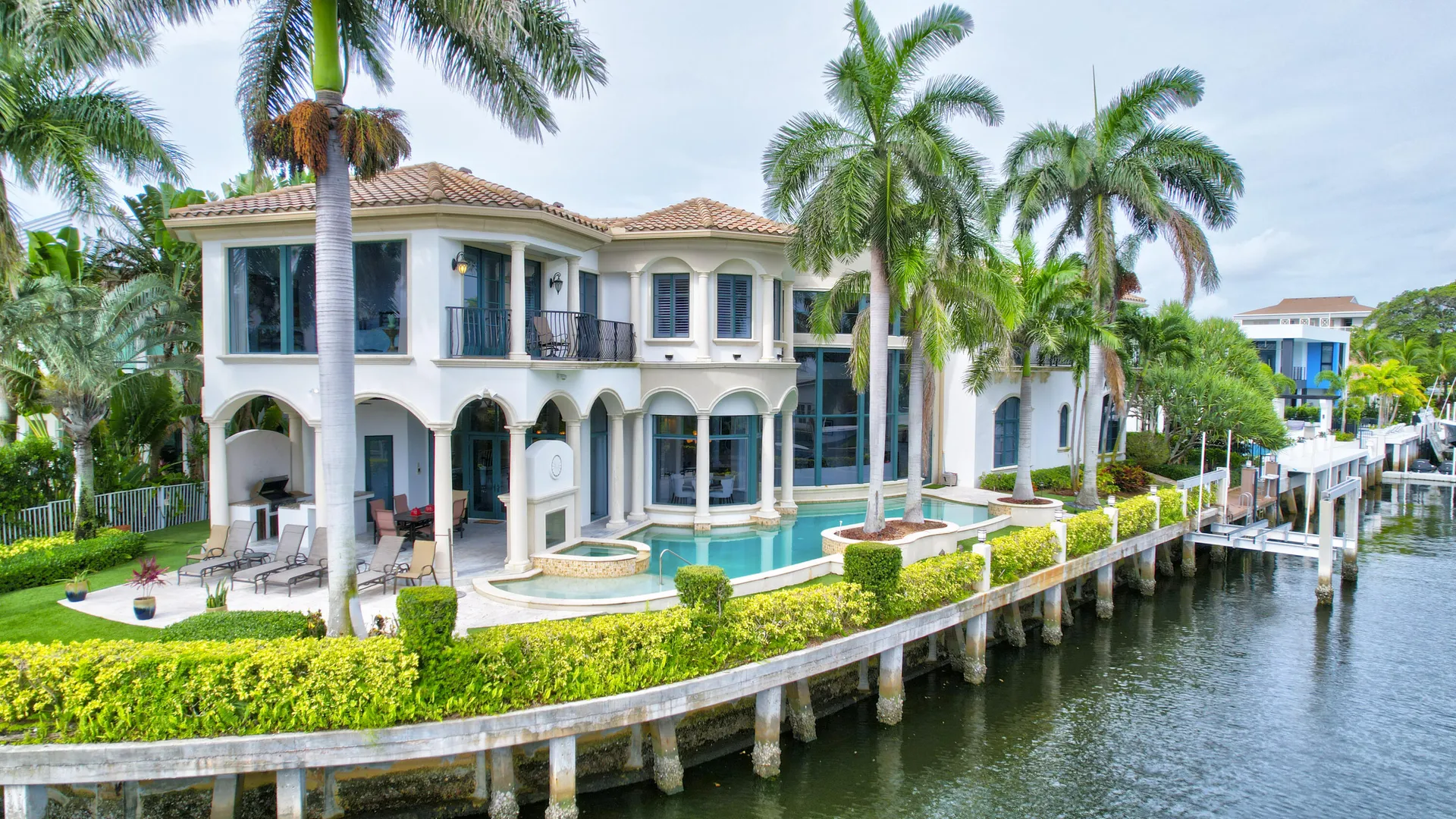 721 Ne Lakeview Terrace Boca Raton FL 33431