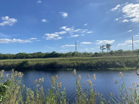 476 SW Bradshaw Circle Port Saint Lucie FL 34953