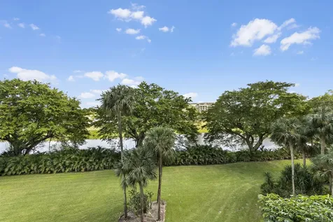 2480 Presidential Way West Palm Beach FL 33401