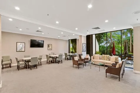 2480 Presidential Way West Palm Beach FL 33401