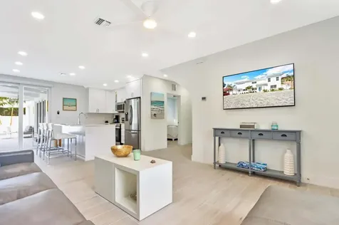 115 Cascade Lane Palm Beach Shores FL 33404