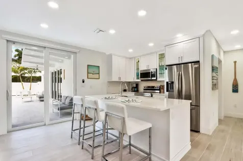 115 Cascade Lane Palm Beach Shores FL 33404