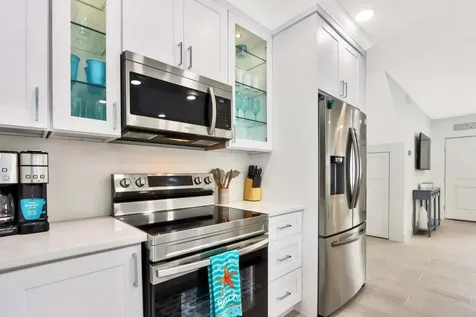 115 Cascade Lane Palm Beach Shores FL 33404