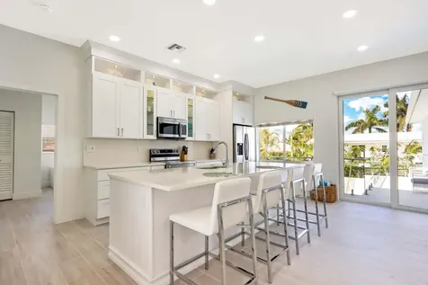 115 Cascade Lane Palm Beach Shores FL 33404