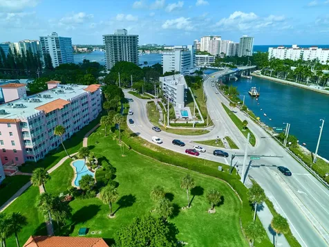 1001 E Camino Real Boca Raton FL 33432
