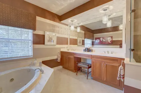 5545 Ne Trieste Way Boca Raton FL 33487