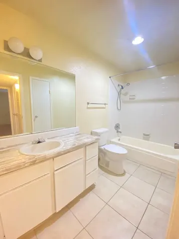 949 Riverside Drive Coral Springs FL 33071