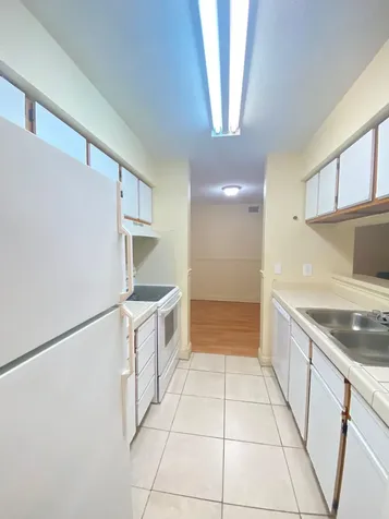 949 Riverside Drive Coral Springs FL 33071